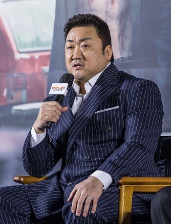배우 마동석이 2024년 3월 11일 서울 성동구 메가박스 성수에서 열린 영화 '범죄도시4' 제작보고회에 참석해 취재진의 질문에 답하고 있다. 사진=최준필 기자