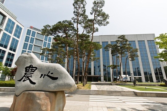 신동원 농심 회장이 개인 자격으로 투자했던 수제맥주 제조기업 ‘인더케그’가 결국 파산한 것으로 확인됐다. 서울 동작구 농심 사옥. 사진=최준필 기자