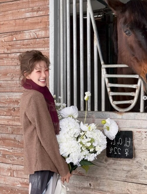 평소 SNS로 활발히 소통하는 최준희가 결혼 소식도 직접 알렸다. 사진=최준희 인스타그램