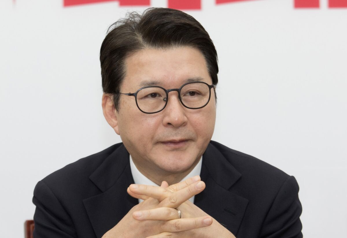지난 2월 19일 오전 서울 여의도 국회에서 열린 국민의힘 최고위원회의에 신동욱 최고위원이 참석했다. 사진=이종현 기자