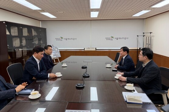경영진 협의 장면. 사진=한국남동발전 제공