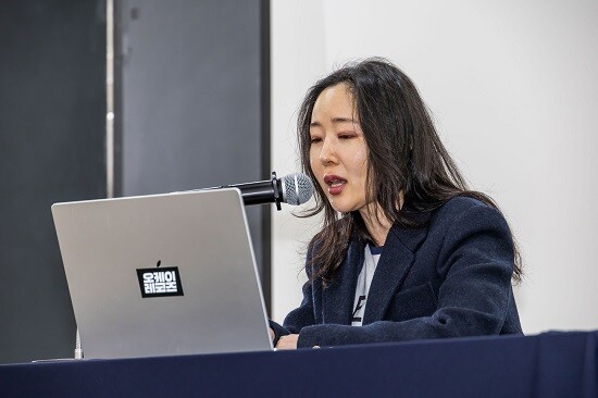 민희진 전 어도어 대표(현 오케이 레코즈 대표)가 지난 2월 기자회견에서 뉴진스 완전체 복귀 등을 전제로 한 제안을 내놨으나 하이브는 별다른 입장 발표 없이 사실상 거부 의사를 밝혔다. 사진=최준필 기자