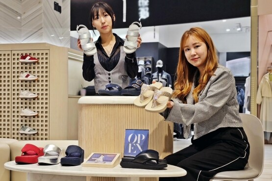 슈즈 브랜드 ‘핏플랍’ 매장 이미지. 사진=신세계 센텀시티 제공