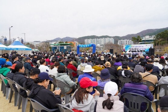 ‘제1회 어울러 함께 가는 평화통일 걷기대회’ 장면. 사진=기장군 제공