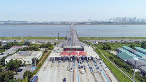 일산대교 전경. 사진=김포시 제공