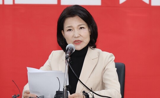 이진숙 전 방송통신위원장이 4월 14일 국민의힘 대구시당에서 기자회견을 하고 있다. 사진=연합뉴스