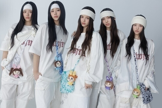 다니엘 측은 어도어의 '계약 외 활동' 주장에 대해 "당시 멤버 전원이 어도어와의 전속계약이 적법하게 해지됐다고 믿고 있었기에 향후 활동 가능성을 논의한 것일 뿐"이라고 반박했다. 사진=어도어 제공