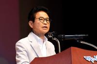 3선 이철우 경북지사 도정 복귀…신공항·민생경제 현안 시험대