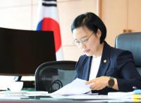 ‘경력자’ 송곳검증 통할까…한성숙 총리 후보자 인사청문회 관전포인트