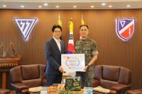 롯데웰푸드, 호국보훈의 달 맞아 군부대에 사회공헌활동 진행