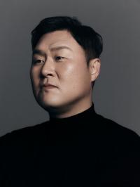 [인터뷰] ‘김부장’ 윤경호 “콤플렉스였던 수다스러움이 이젠 제 무기죠”