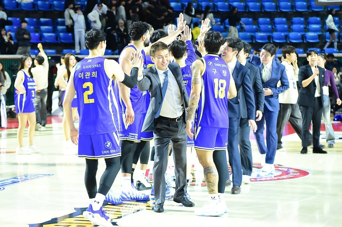 이상윤 IB스포츠 해설위원은 “김상식 감독이 선수들과 잘 소통하면서 팀을 바꿔놨다”고 평가했다. 사진=KBL 제공