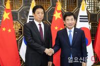 김진표 국회의장, 리잔수 중국 전인대 상무위원장 회담