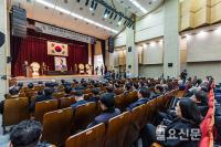 김영삼 전 대통령 서거 8주기 추모식 열린 국립서울현충원