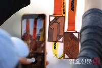 완주 기록 남기는 '버닝런 일레븐'