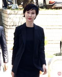 '세기의 재산분할' 조정기일 노소영 출석